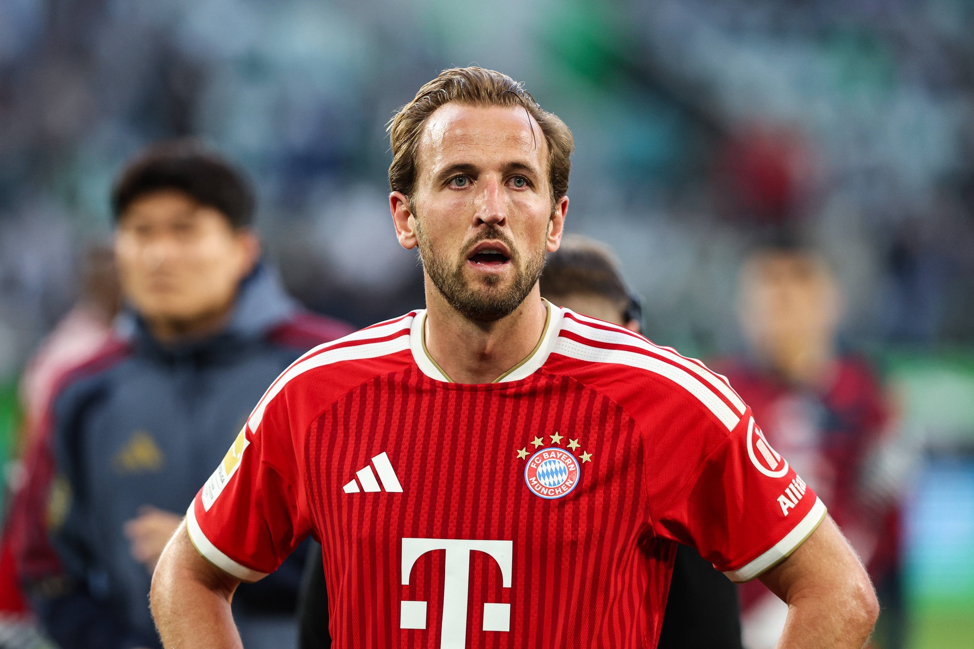 Hat-trick Kane'a! Wiadomo, co z rekordem Lewandowskiego. Kamiński i spółka na deskach