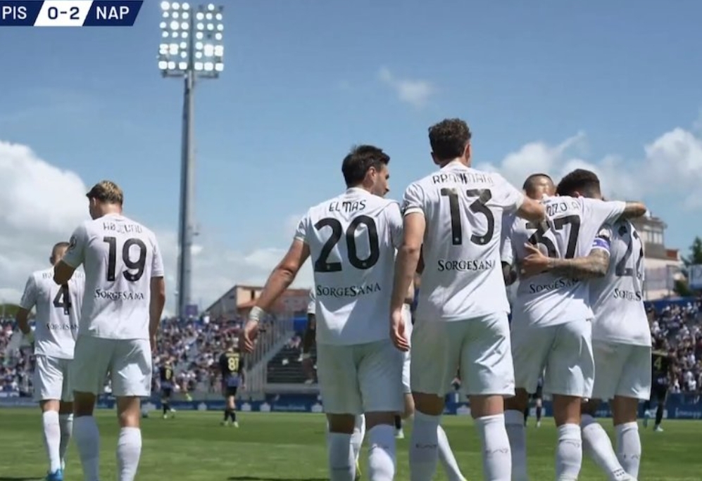 Napoli zagra w Lidze Mistrzów! Derby dla Romy, dramat Juventusu