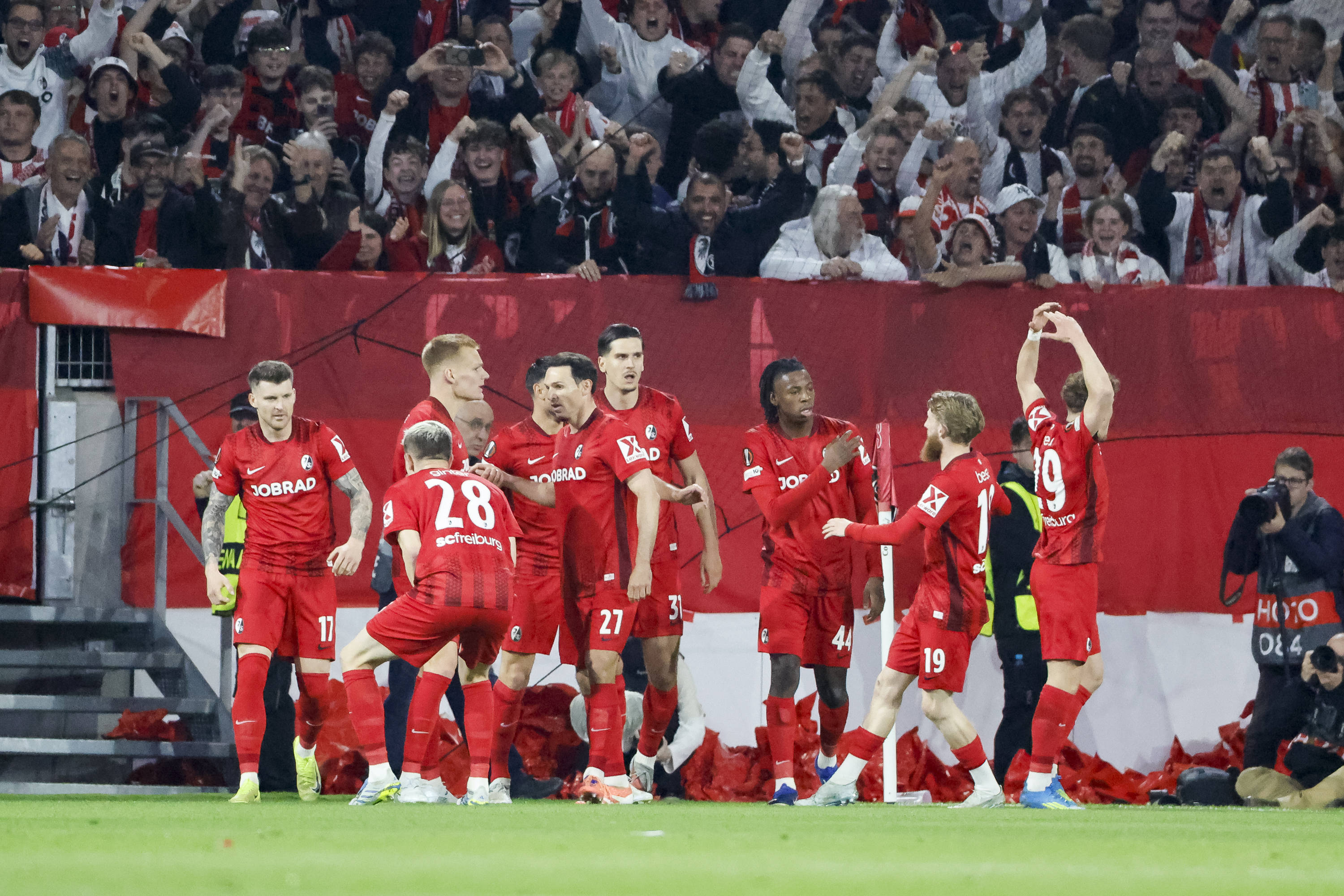 Celny typ na finał LE: Freiburg - Aston Villa? Buk rozliczy go po kursie 250.0!