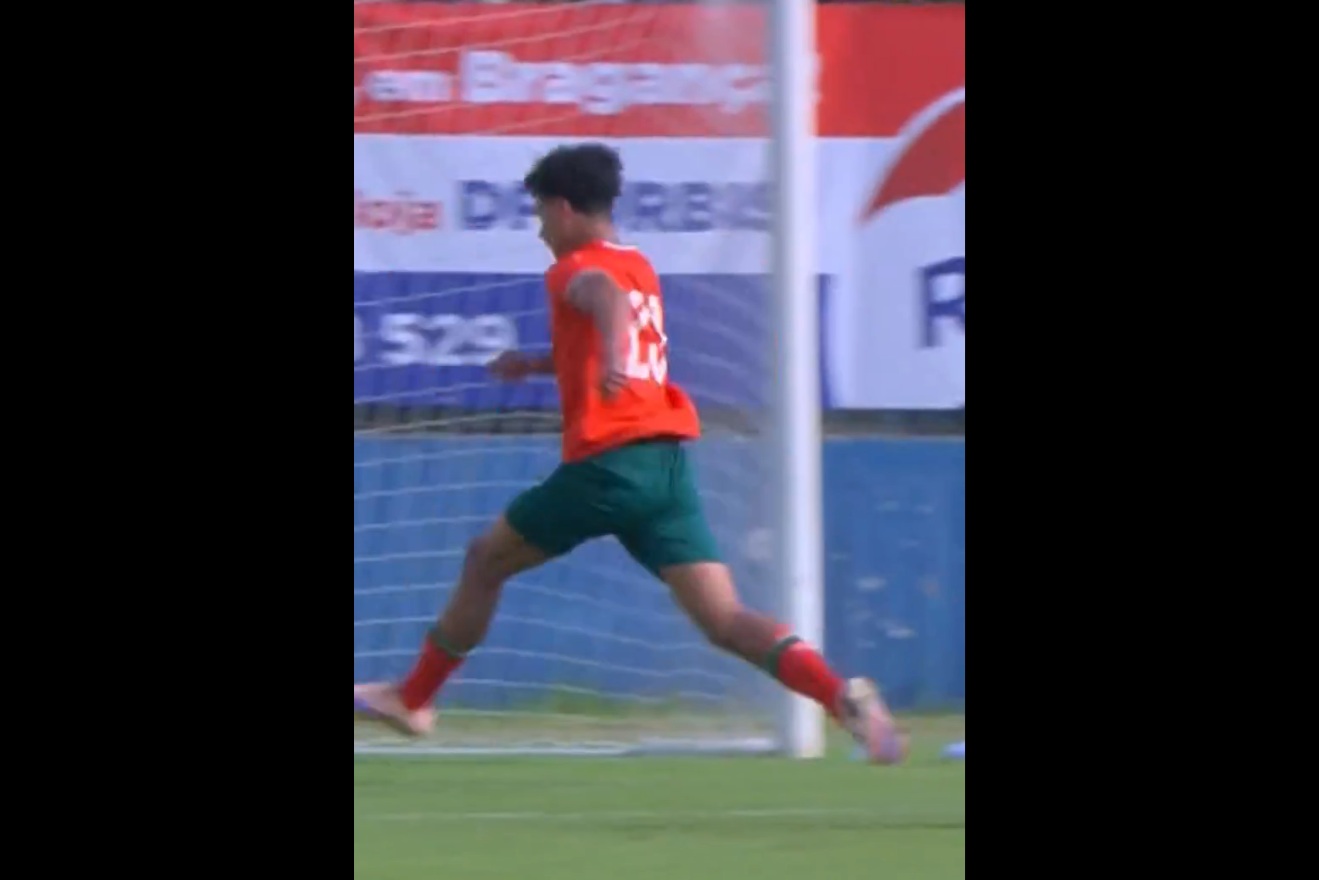 Jaki ojciec, taki syn. Ronaldo Jr. pokazał klasę [WIDEO]