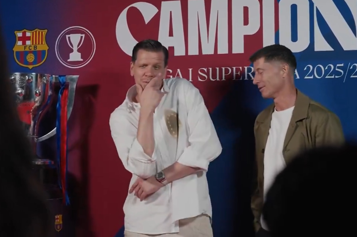 Tak Szczęsny naśladował Lewandowskiego. To będzie hit internetu [WIDEO]