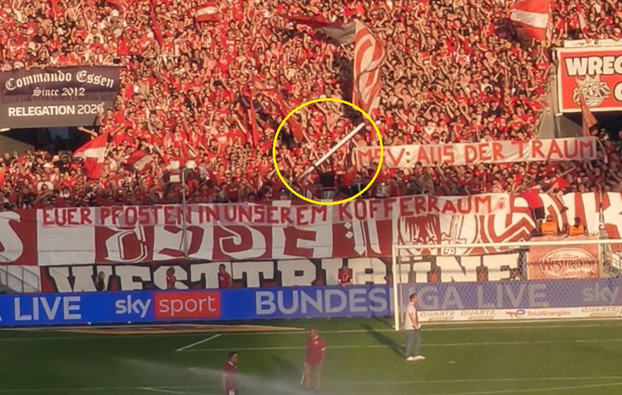 Nie do wiary, co ukradli kibice niemieckiego klubu. Sceny w barażach o awans [ZDJĘCIE]