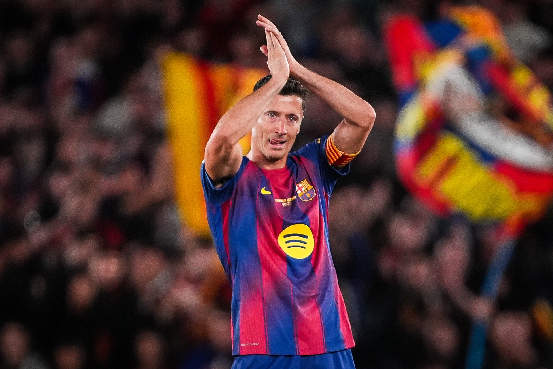 Pożegnanie Lewandowskiego, Szczęsny też gra! Składy na mecz Valencia - Barcelona