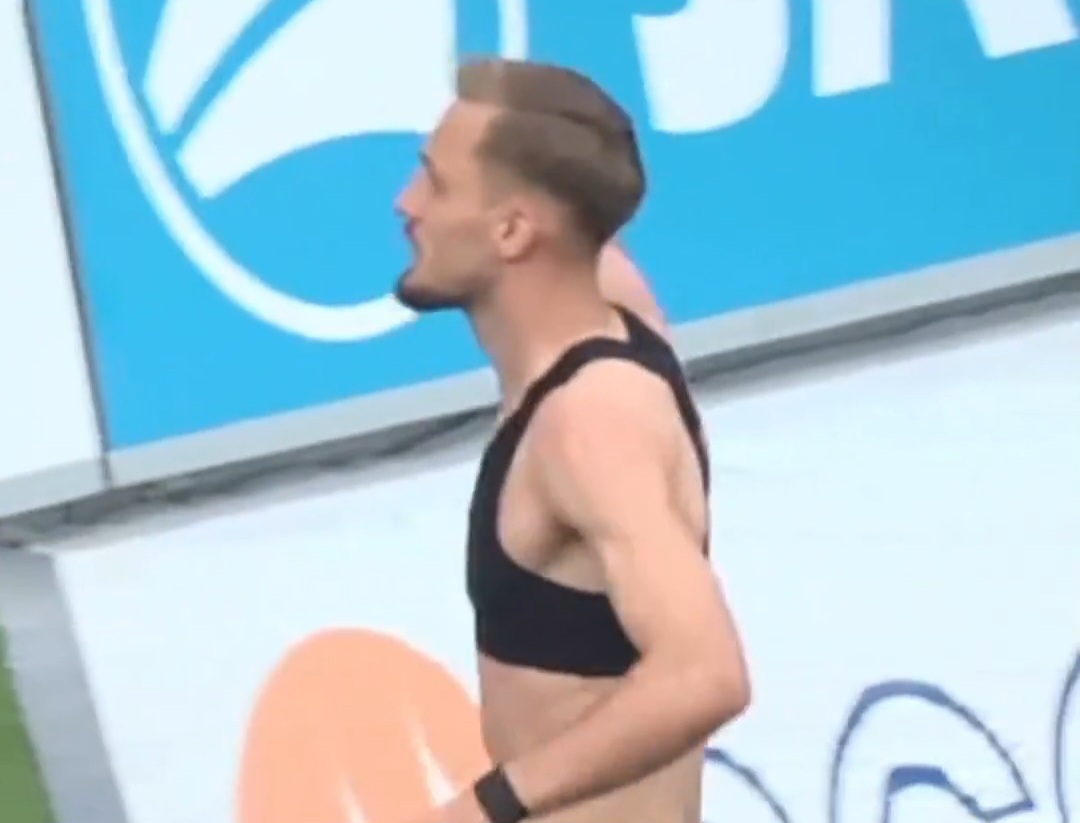 Gol w 98. minucie zmienił wszystko! Polonia w barażach, koszmar Ruchu