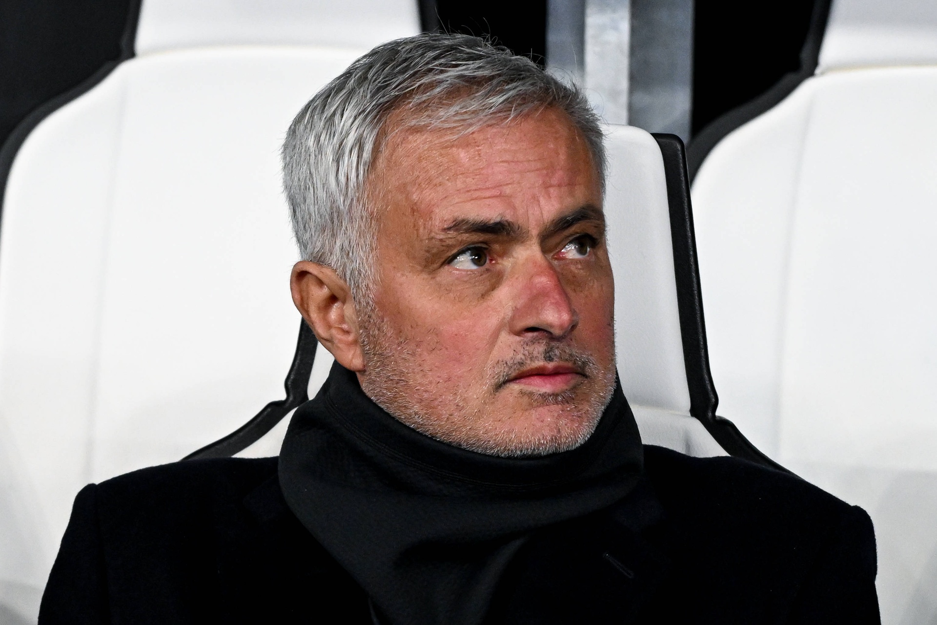 Rośnie cena za Mourinho. Tyle musi zapłacić Real