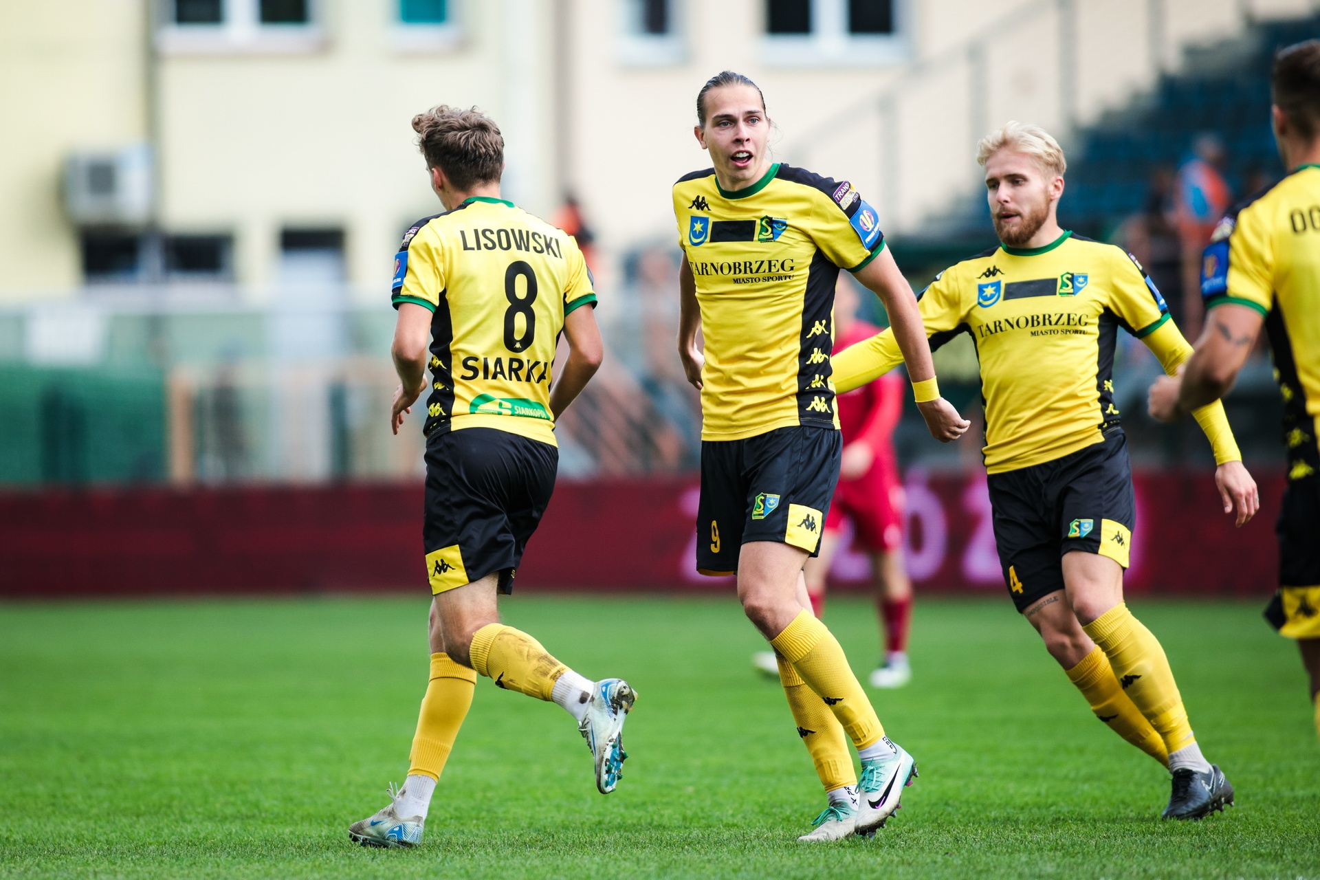 Prowadzili 4:0 i przegrali. Szok w polskiej lidze, padło aż 11 bramek