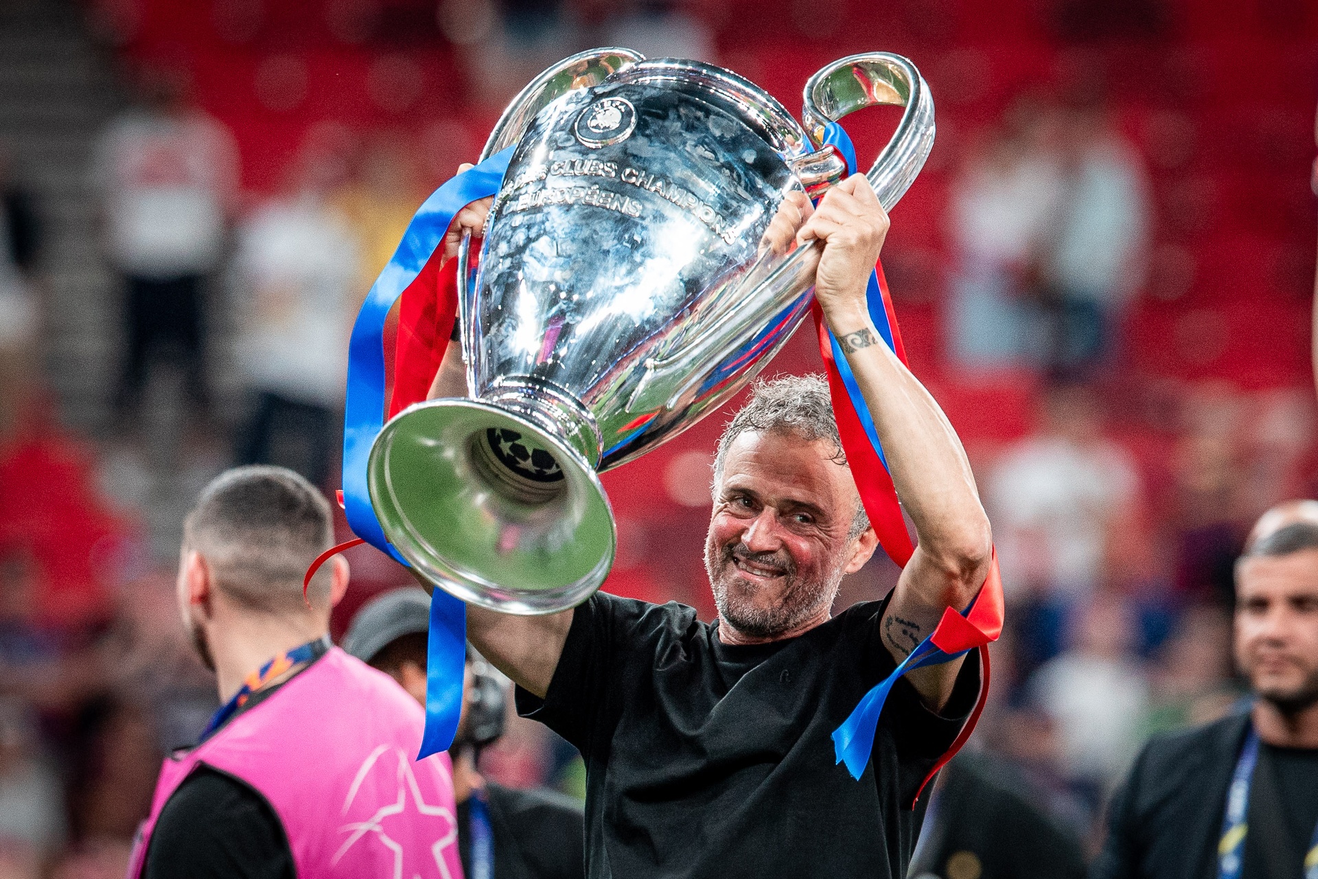 Luis Enrique siada do rozmów z PSG. Są dwa powody