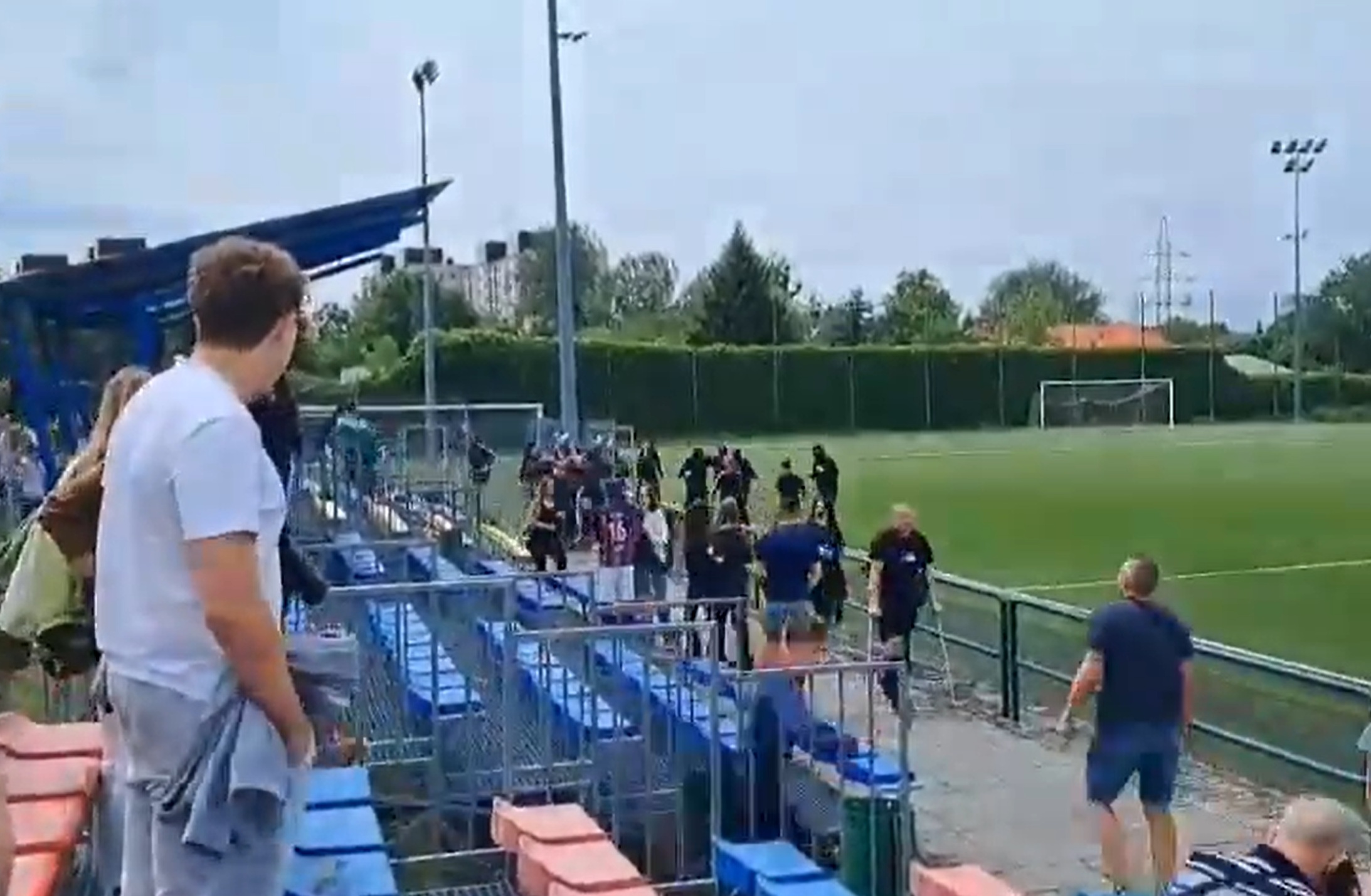 Zadyma na meczu juniorów. Dziesięciolatek ma złamaną rękę [WIDEO]