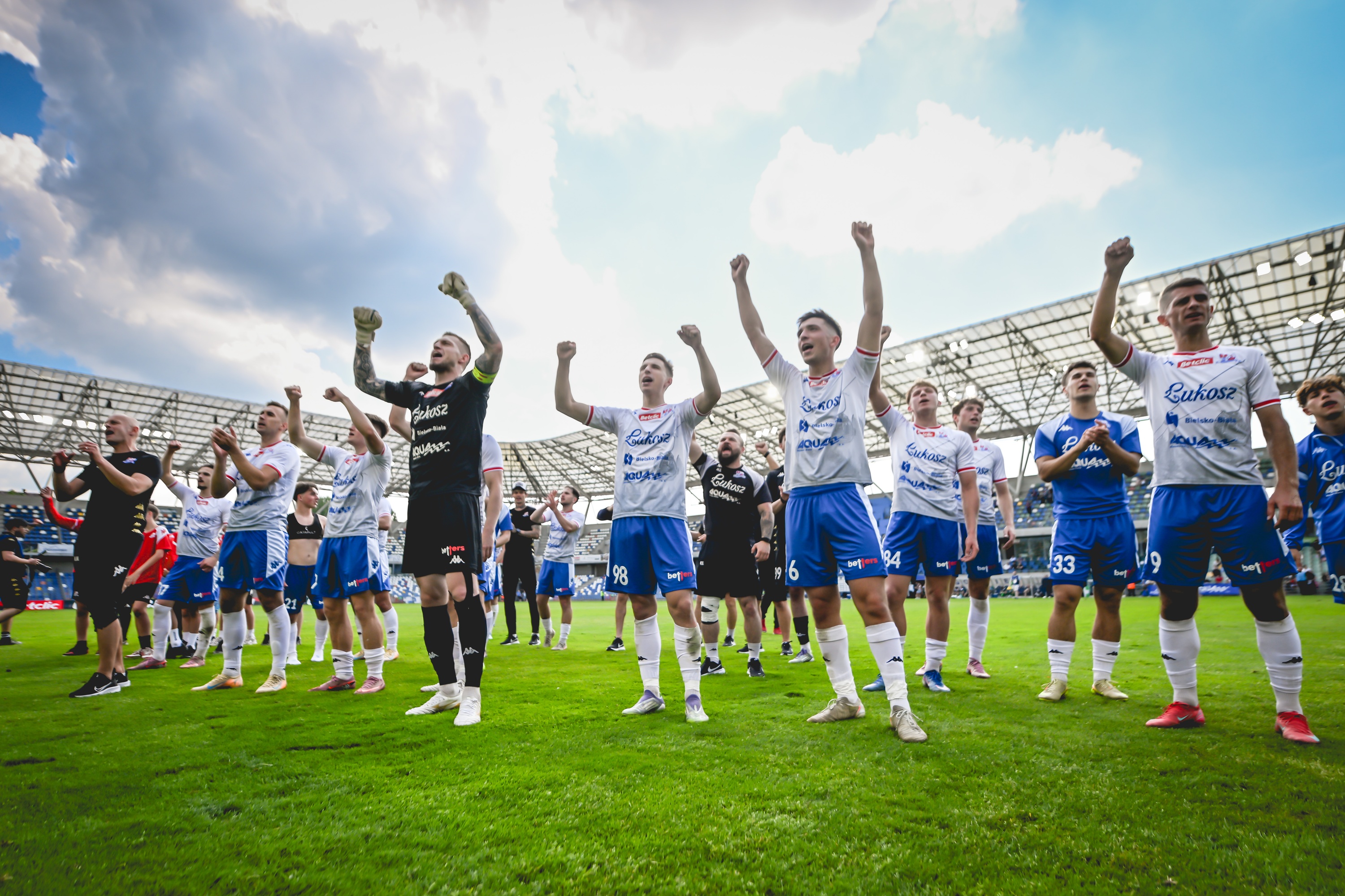 Podbeskidzie Bielsko-Biała - Sandecja Nowy Sącz: typy i kursy na baraże (6.06.26)