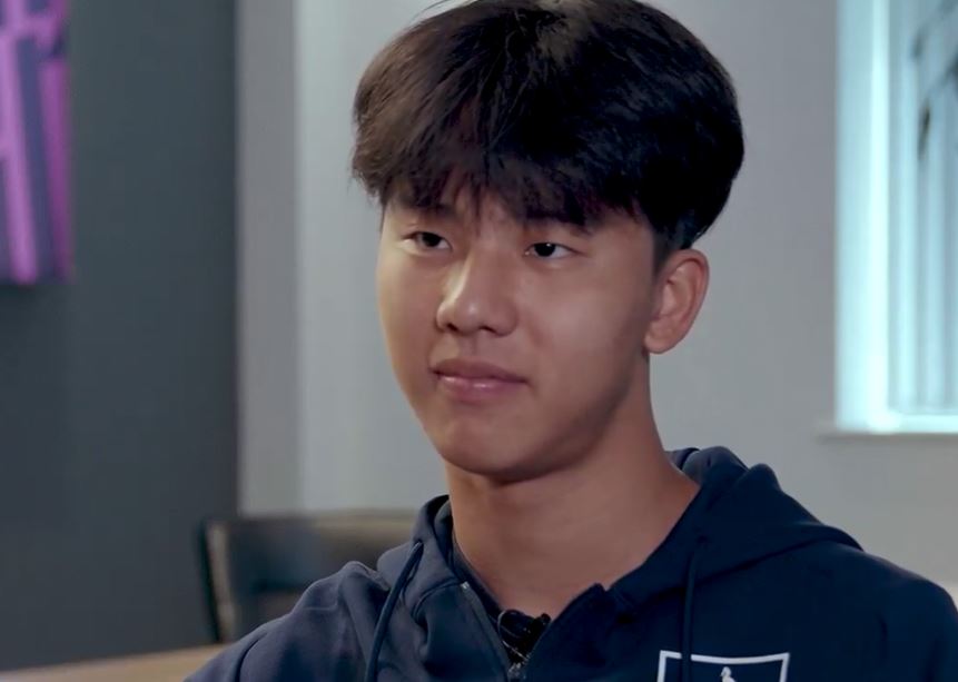 Talent z Chin zagra w spadkowiczu Premier League. Sensacyjny ruch