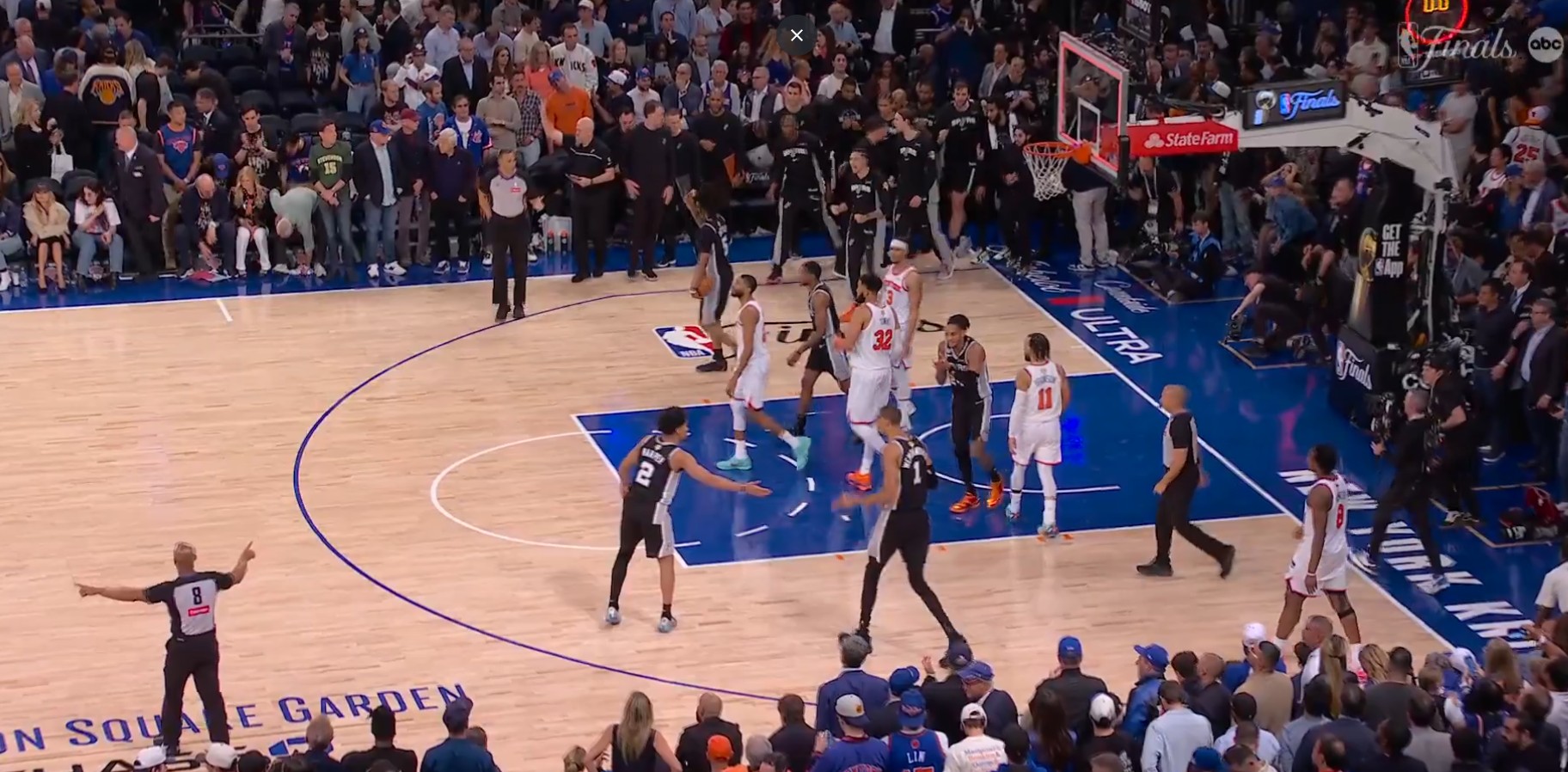 Co za spektakl w finale NBA. Sochan zagrał na oczach Trumpa