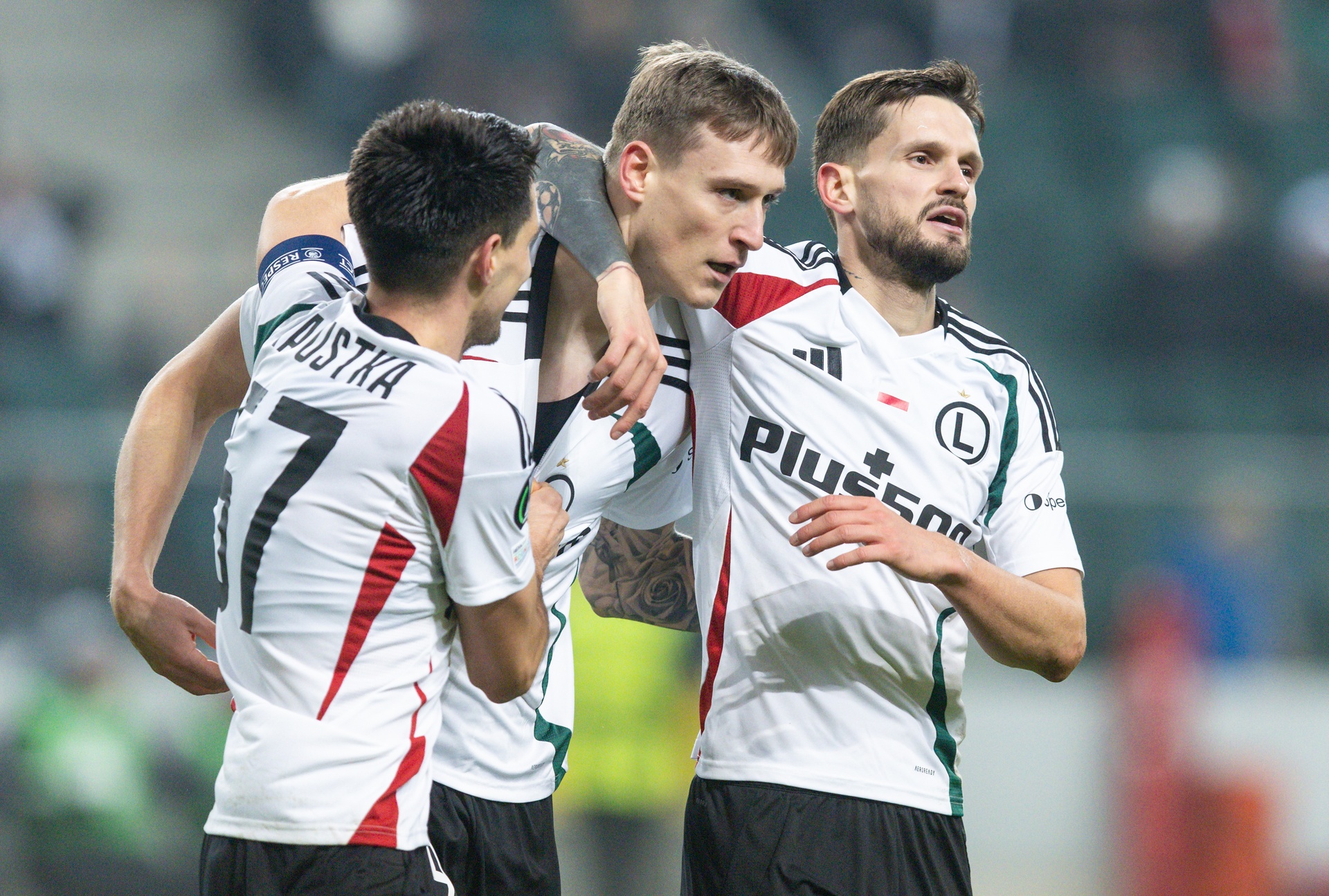 Dwóch piłkarzy skreślonych przez Legię. Bobić wymienił nazwiska