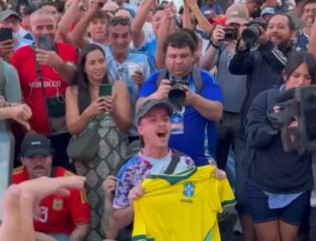 Brazylijscy kibice skradli show przed meczem Argentyny. Sceny w Nowym Jorku [WIDEO]
