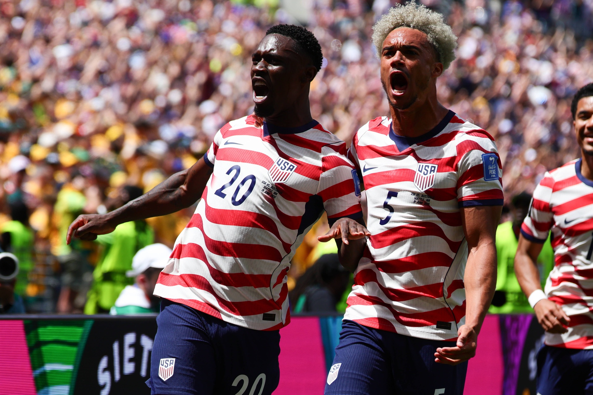 Amerykanie pokazali moc! Piłkarskie święto w USA