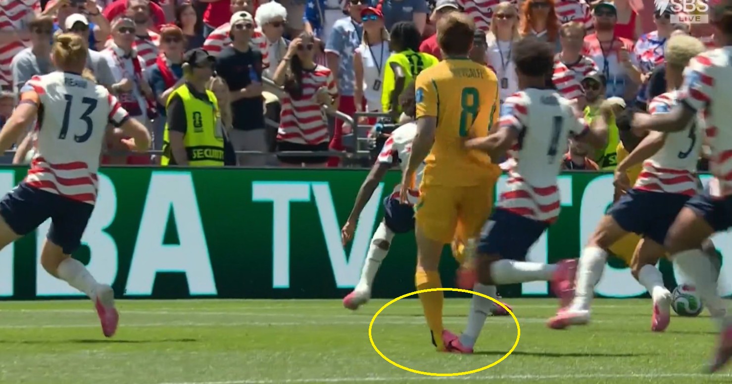 Wielka kontrowersja na mundialu! VAR niczego nie zauważył [WIDEO]