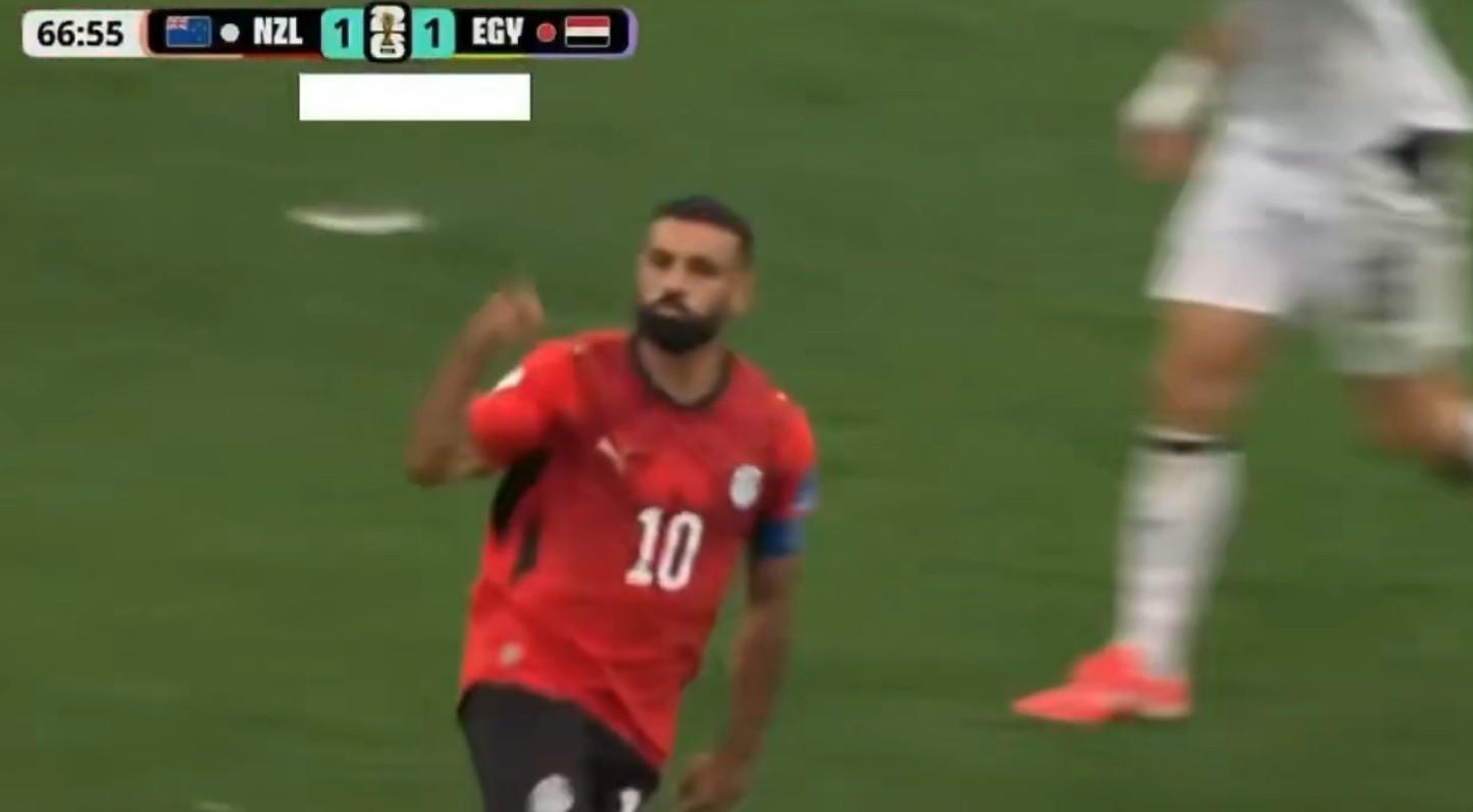 Salah bohaterem! Zwrot akcji na mundialu, Egipt liderem grupy [WIDEO]