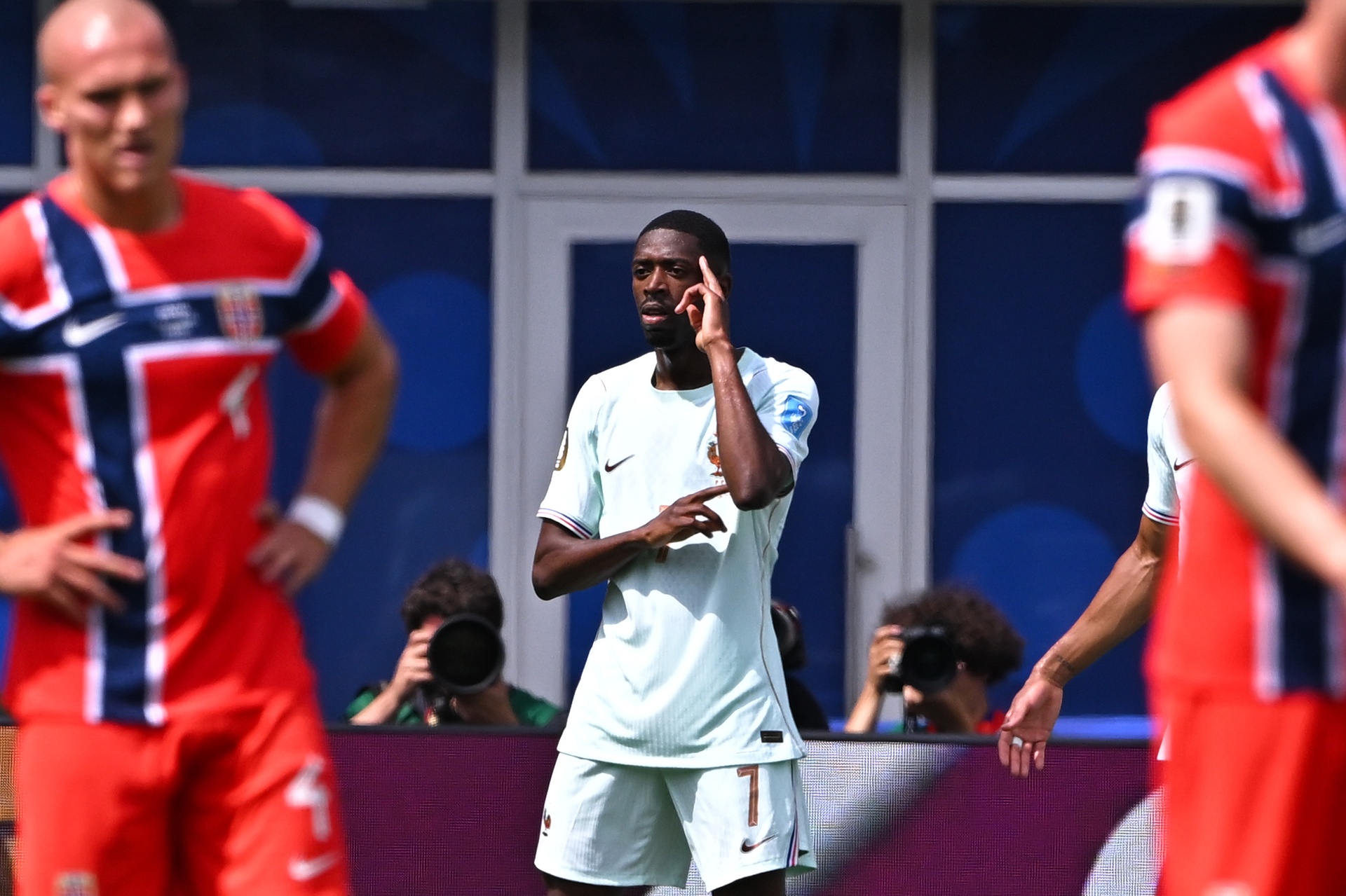 Francuzi wyrównali wynik Polaków! Co za osiągnięcie Mbappe i Dembele