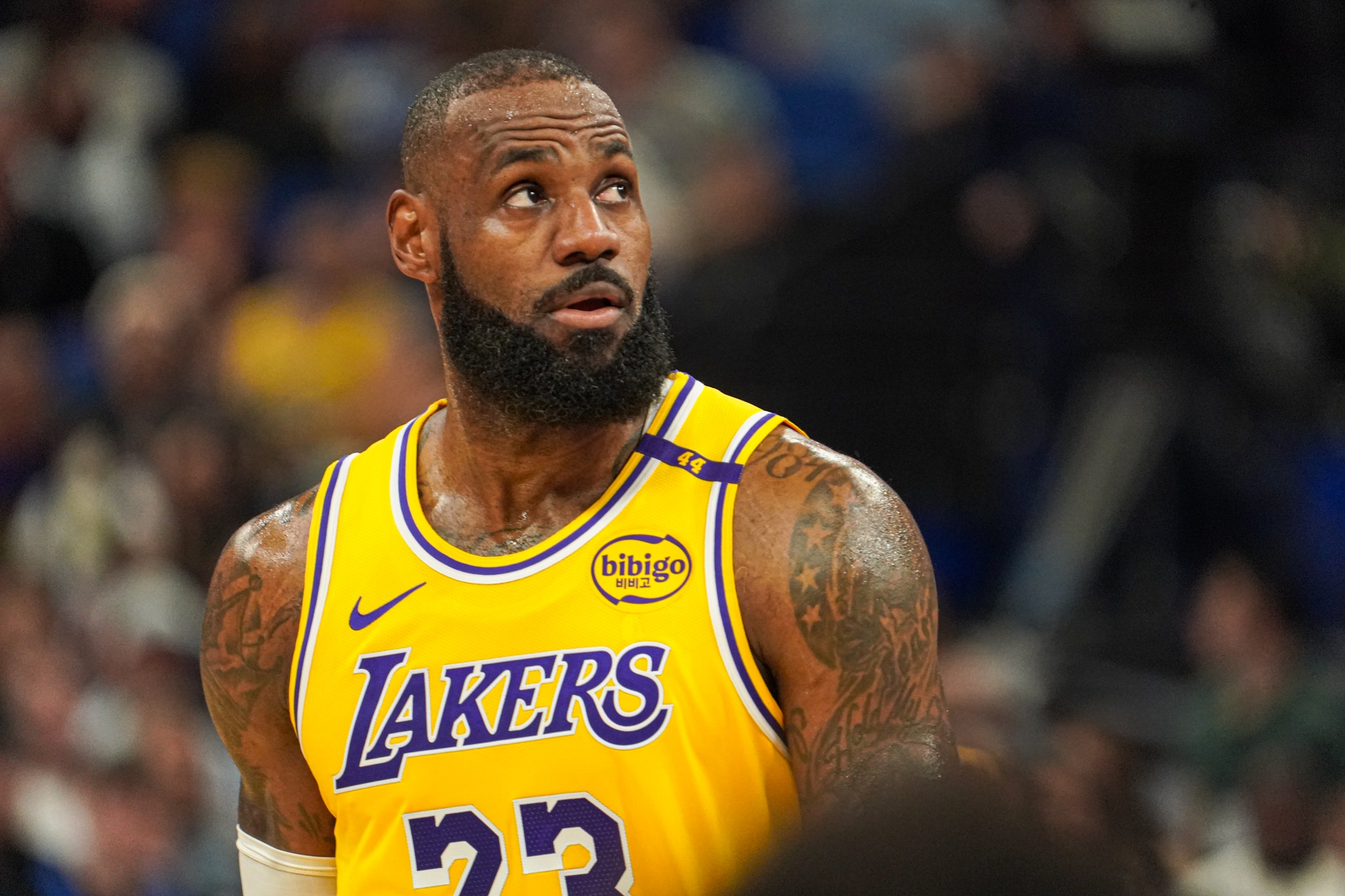 Chcą ściągnąć LeBrona. Ten ruch wstrząsnąłby NBA