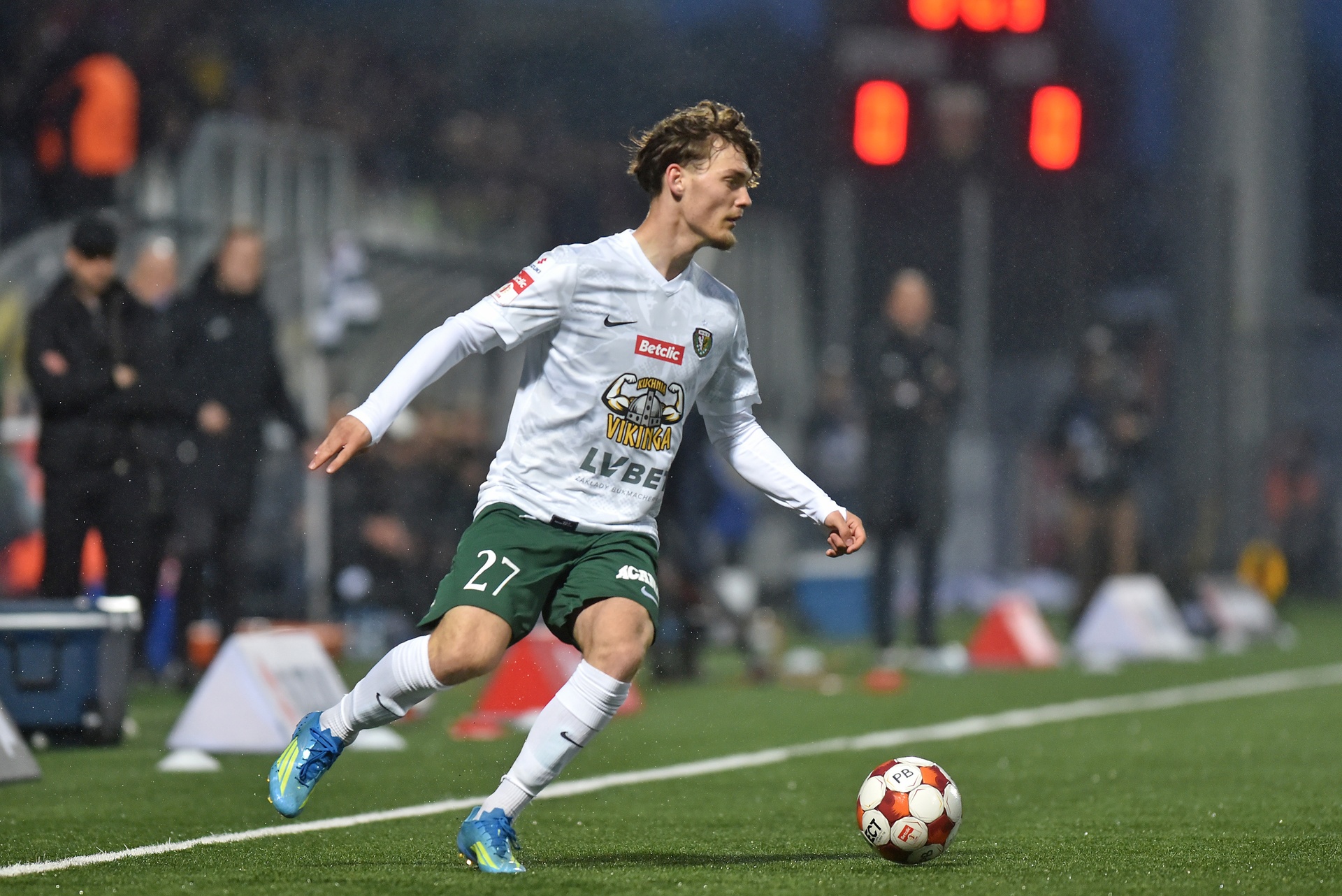 Media: Kolejny Polak może trafić do Eredivisie. Sensacyjny ruch