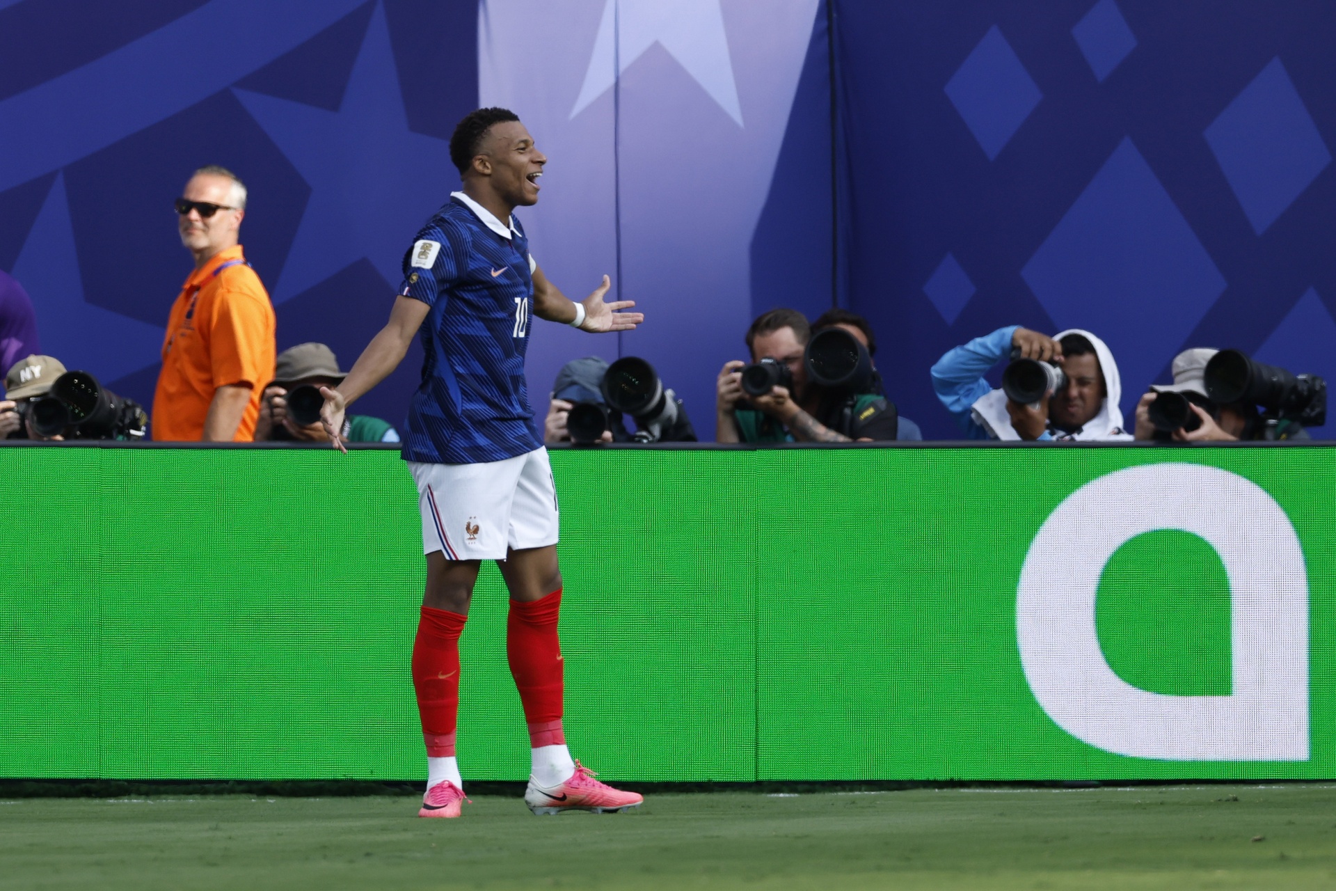 Show Mbappe na MŚ. Nagle takie słowa o rywalu