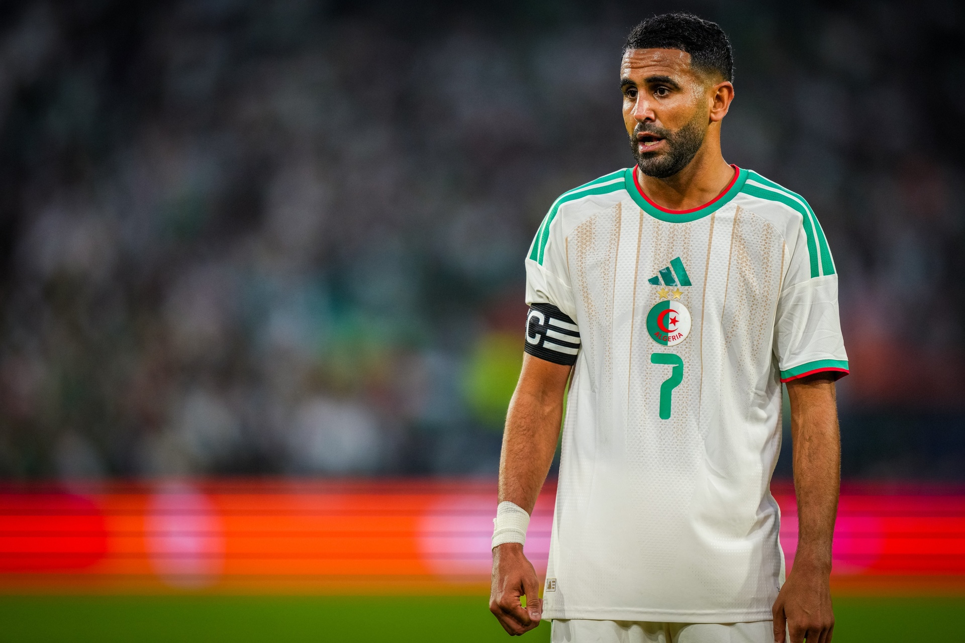 Media: Nie do wiary, co zrobił Mahrez. Tak chciał wpłynąć na zmianę planów selekcjonera