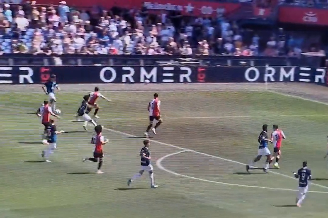 Szczęki opadają! Trafił lepiej niż na mundialu. Arsenal zaciera ręce [WIDEO]