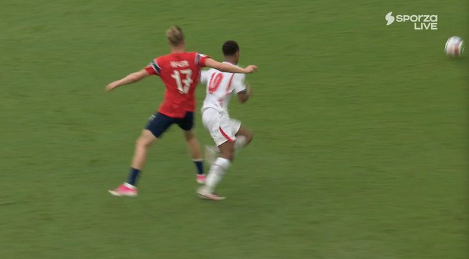 Szokująca decyzja sędziego. Bellingham nie mógł w to uwierzyć