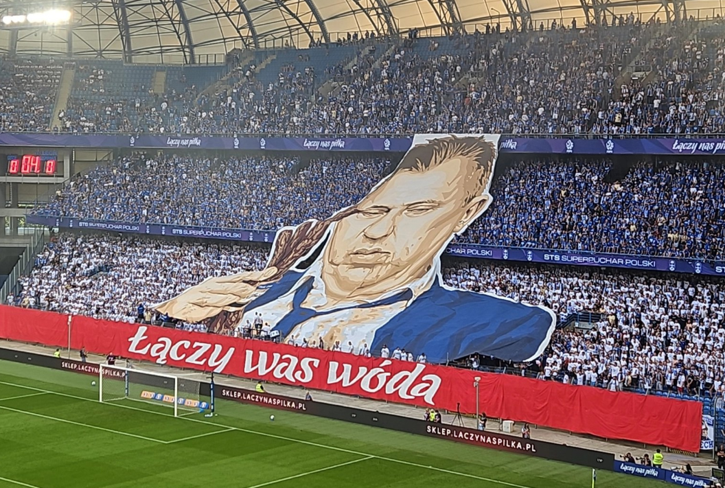 Kibice Lecha uderzyli w PZPN. Mocna oprawa [ZDJĘCIE]
