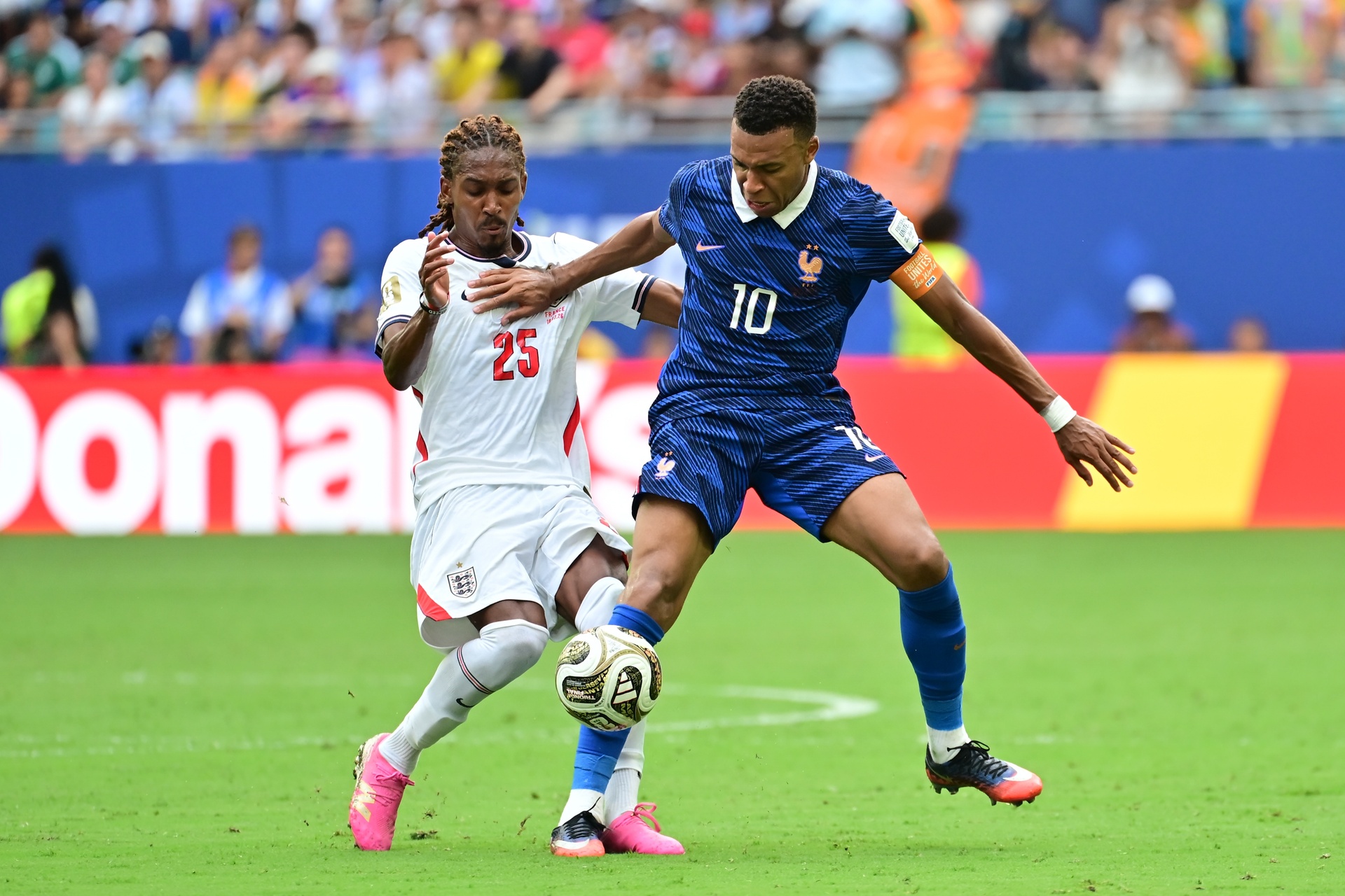 Mbappe wyjaśnił, co stało się z Francją. "Niektórzy mogą uznać to za kpiny z kibiców"