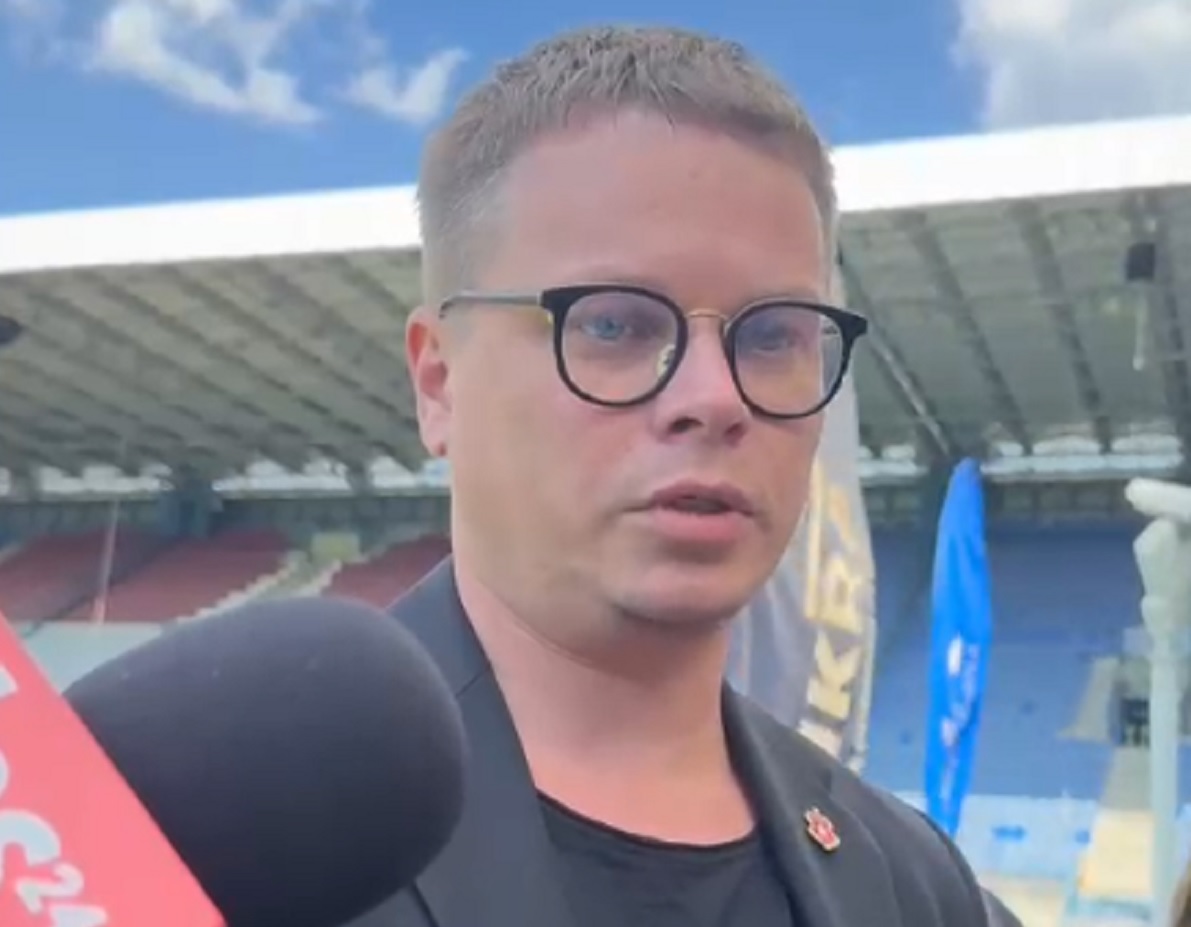 Królewski odpowiedział Colakowi. "Niech przeprosi rodzinę Filipiaków"