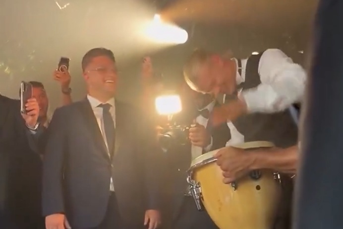 Haaland skradł show. Oto, co zrobił na weselu [WIDEO]