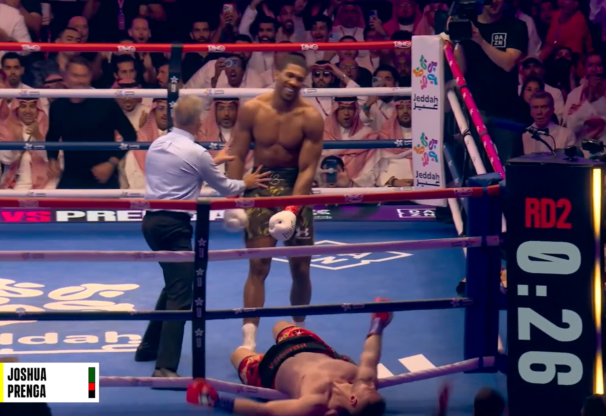 Joshua był dwa razy liczony! Nagle odpalił bombę [WIDEO]