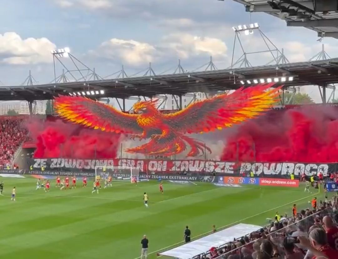 Wyjątkowa oprawa kibiców Widzewa. Tak zainaugurowano sezon w Łodzi