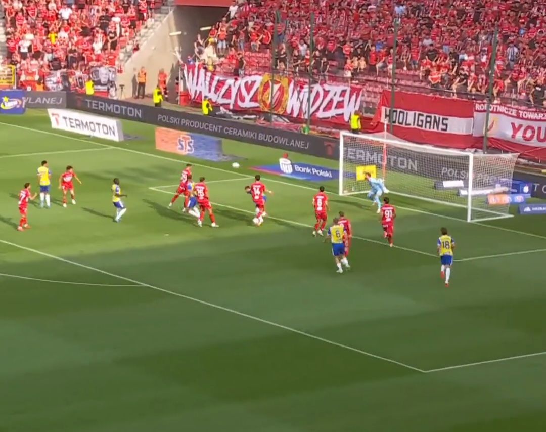 "Swojak" i szybka rehabilitacja. Niecodzienny występ gwiazdy Widzewa [WIDEO]