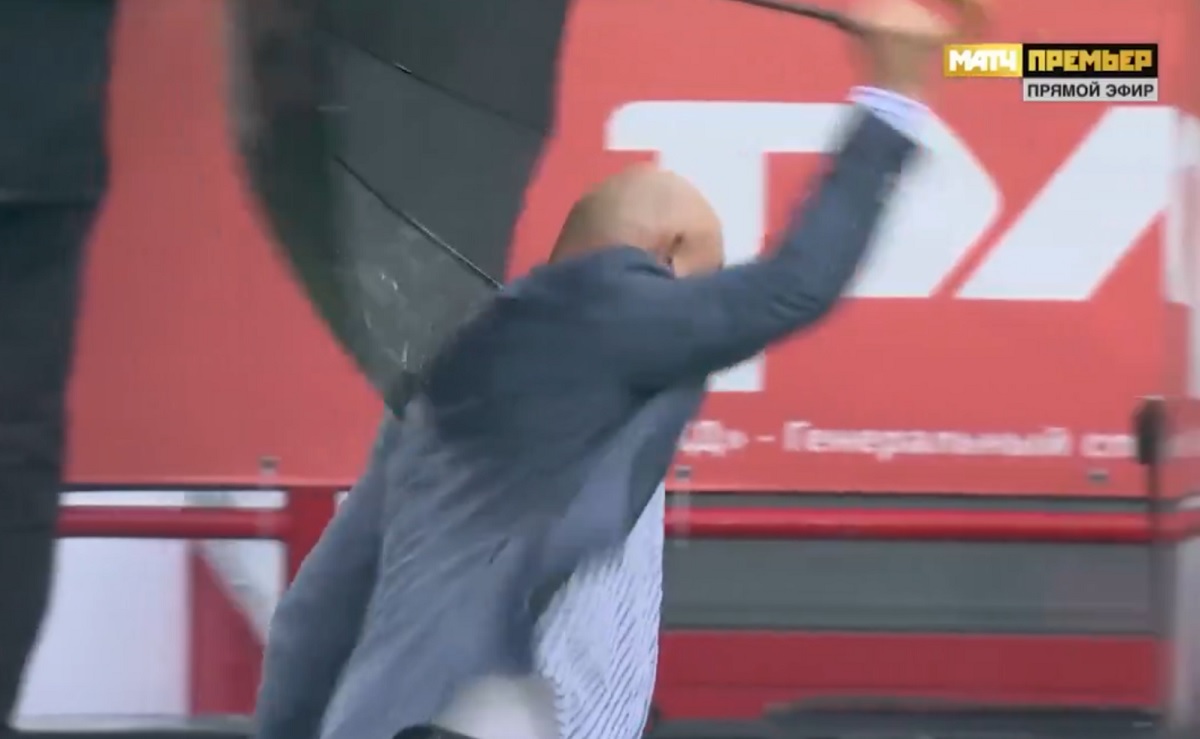 Były trener Legii nie wytrzymał. Tak zachował się na meczu w Rosji [WIDEO]