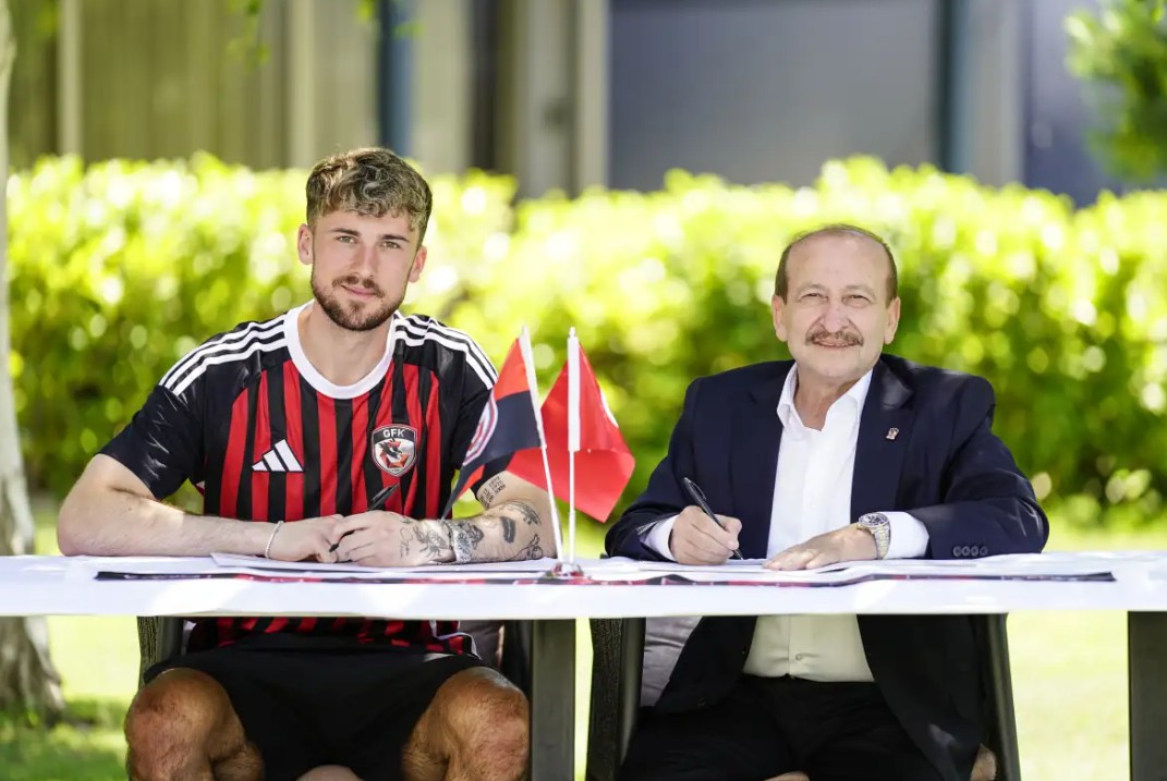 Tobiasz ma nowy klub! Podano szczegóły umowy