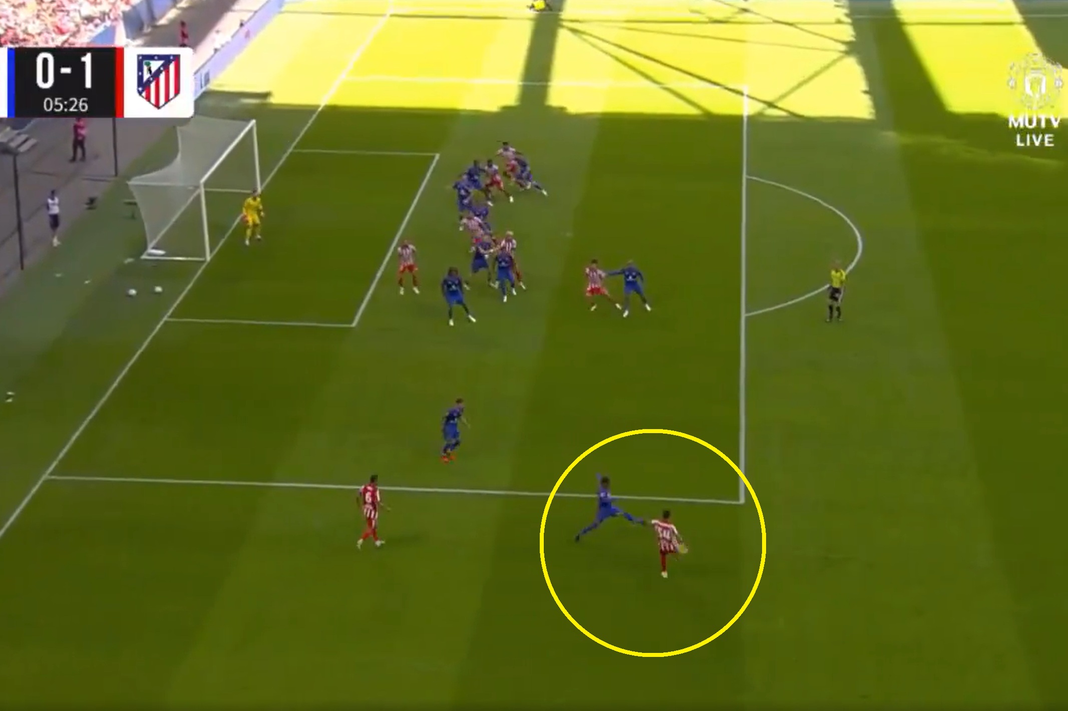 Były piłkarz Śląska strzelił gola dla... Atletico Madryt! Sceny w sparingu z MU [WIDEO]