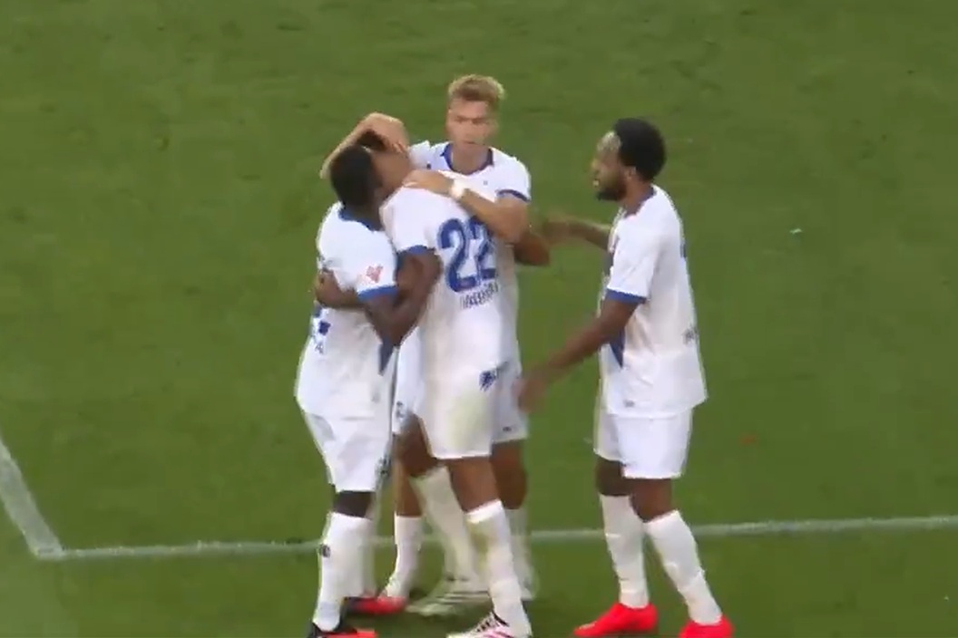 Debiutancka bramka Polaka w nowym klubie. Główka pracuje [WIDEO]