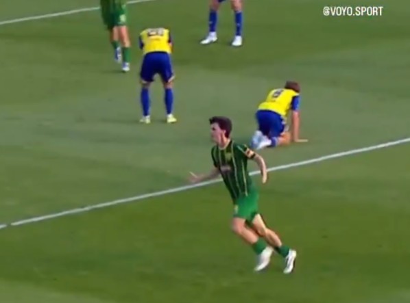Co za gol Polaka za granicą! Dał wygraną w doliczonym czasie [WIDEO]