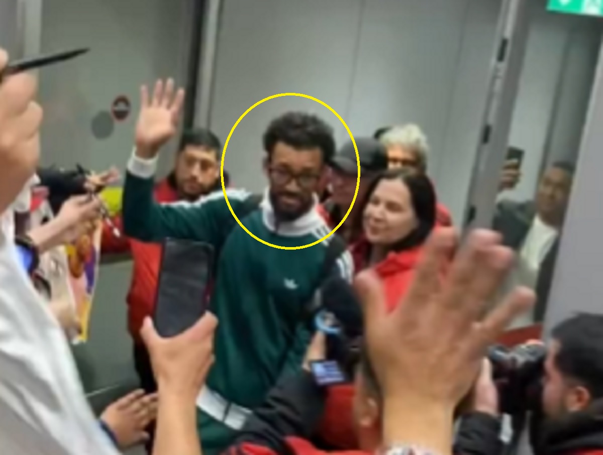 Szaleństwo po przylocie Vozinhi. Potraktowany jak gwiazda Hollywood [WIDEO]