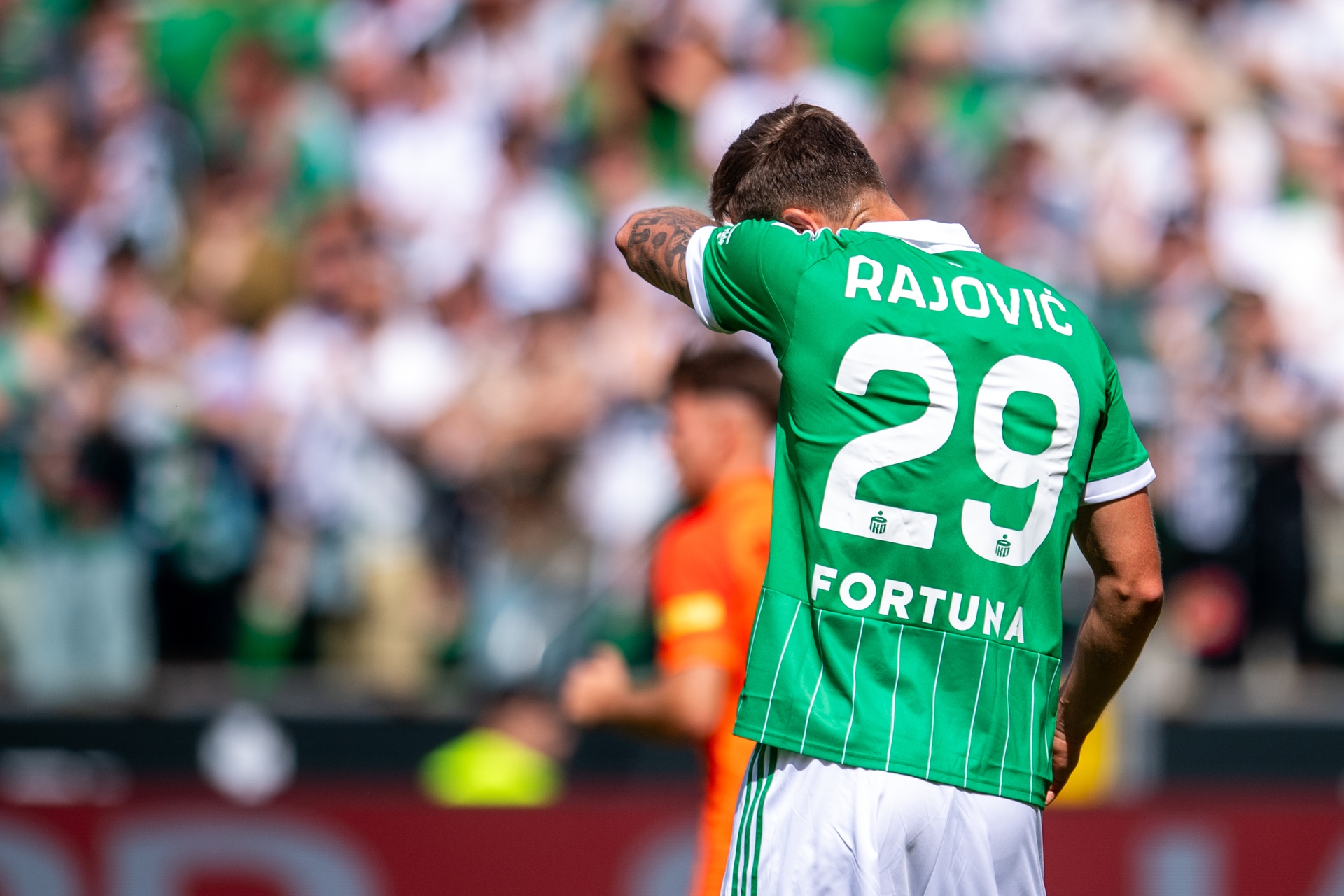 Jóźwiak grilluje Rajovicia. Ma radę dla Papszuna. "Przedszkole"