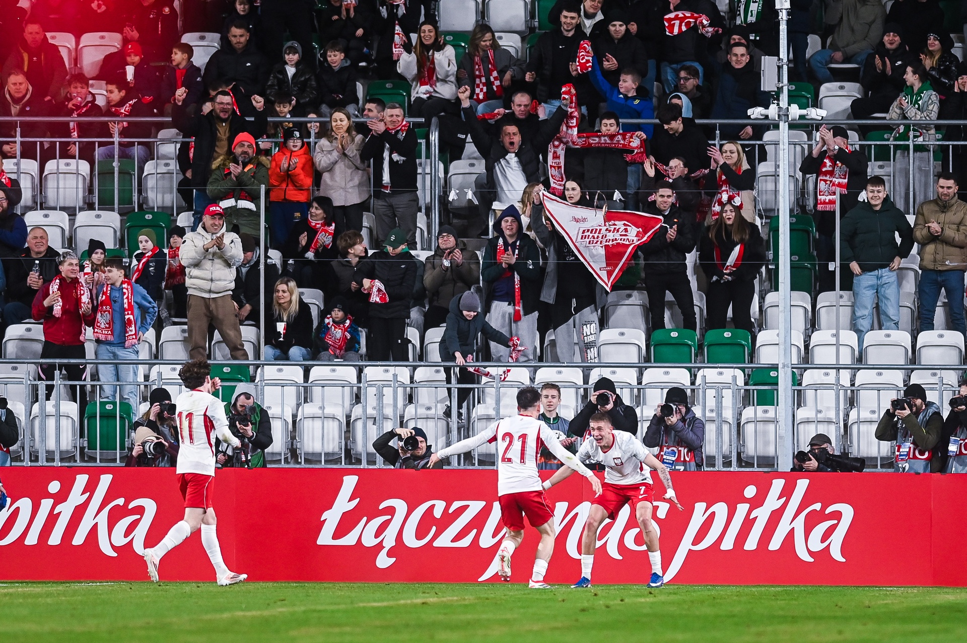 Polak na celowniku BVB! Gigant wydał już prawie 400 mln euro [PRZEGLĄD TRANSFEROWY]