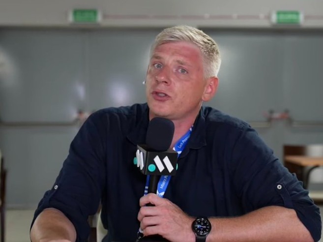 "Atmosfera nieprzyjemna, wakacyjna". Dobrasz zdradził, co działo się na meczu Lecha