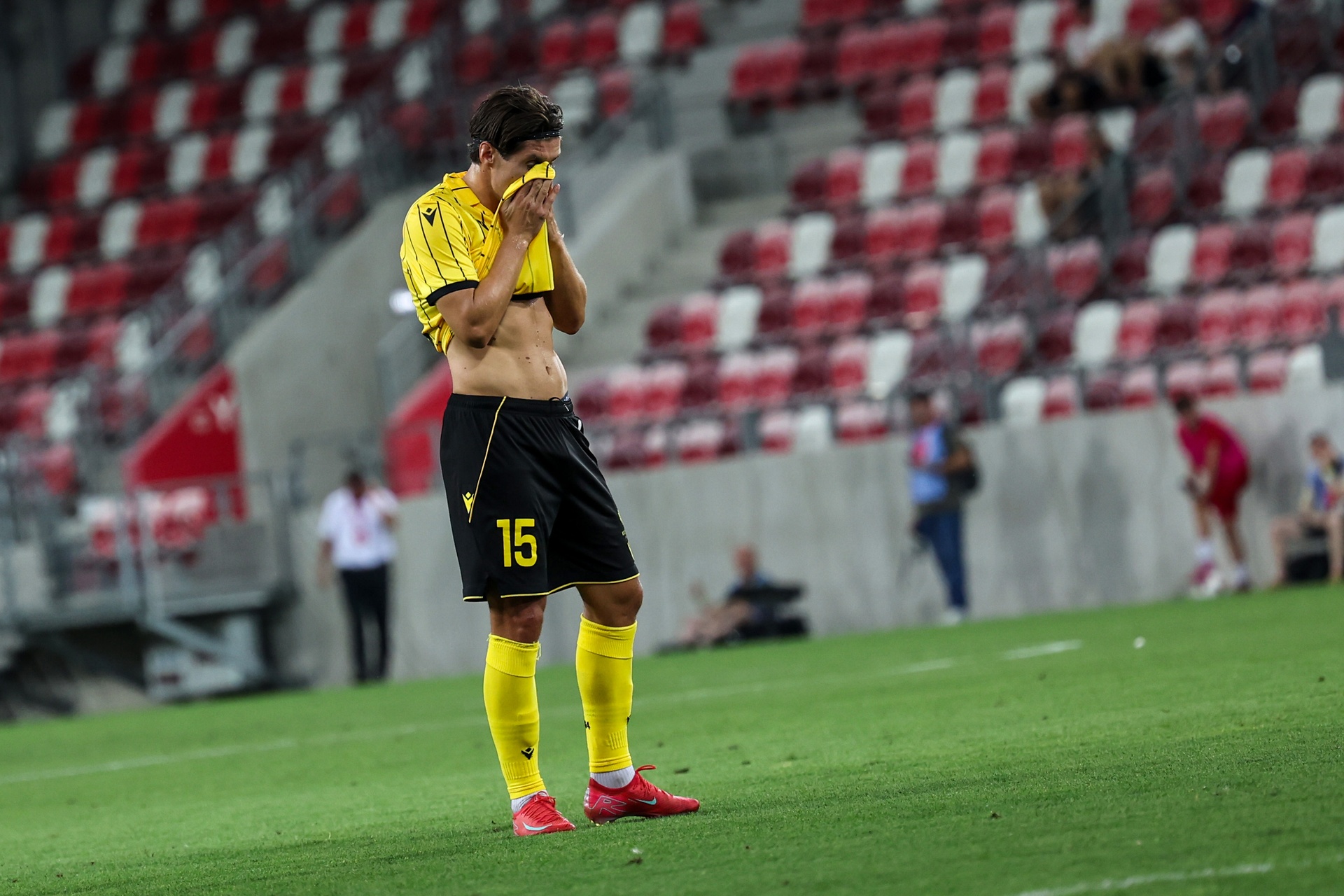 Tylko jeden klub może nas godnie reprezentować w Europie. Ekstraklasa się rozwija? Niedoczekanie