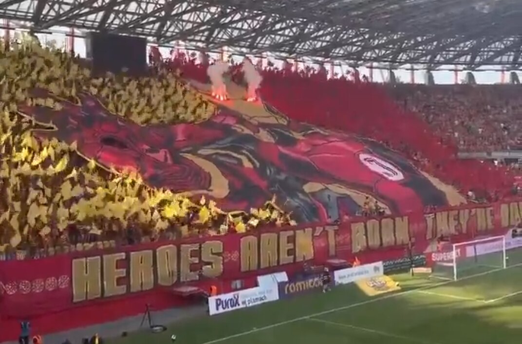 Ależ oprawa kibiców Jagiellonii. Cały świat o tym pisze [WIDEO]