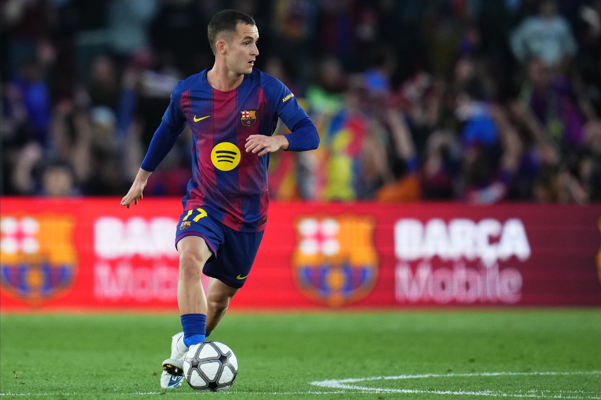 Barcelona chce się pozbyć pomocnika. Może mu oddać część zysku ze sprzedaży