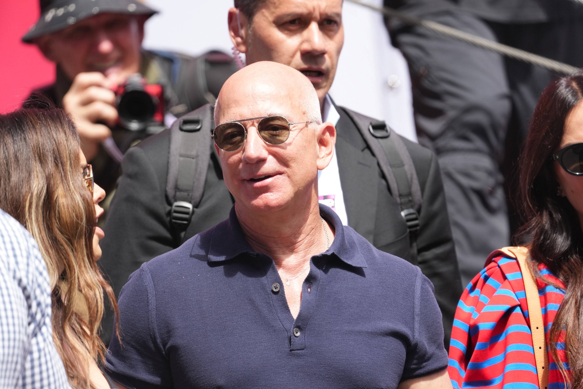 Jeff Bezos właścicielem giganta z Premier League? Inwestycja na ponad 4 miliardy funtów