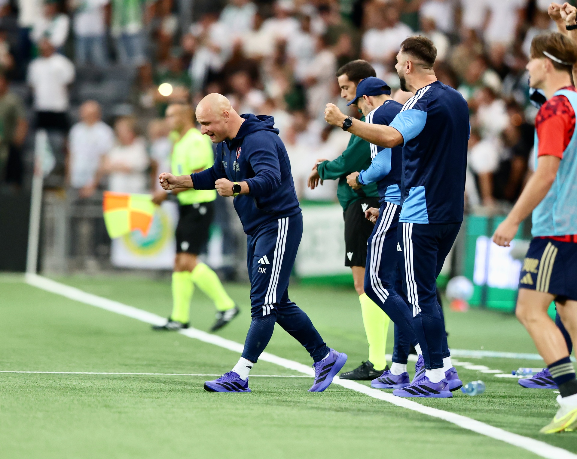 Trener Rakowa domaga się transferów. Mocne słowa po awansie