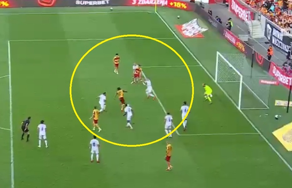 Ależ gol nowego zawodnika Jagiellonii! Założył siatkę... Imazowi [WIDEO]