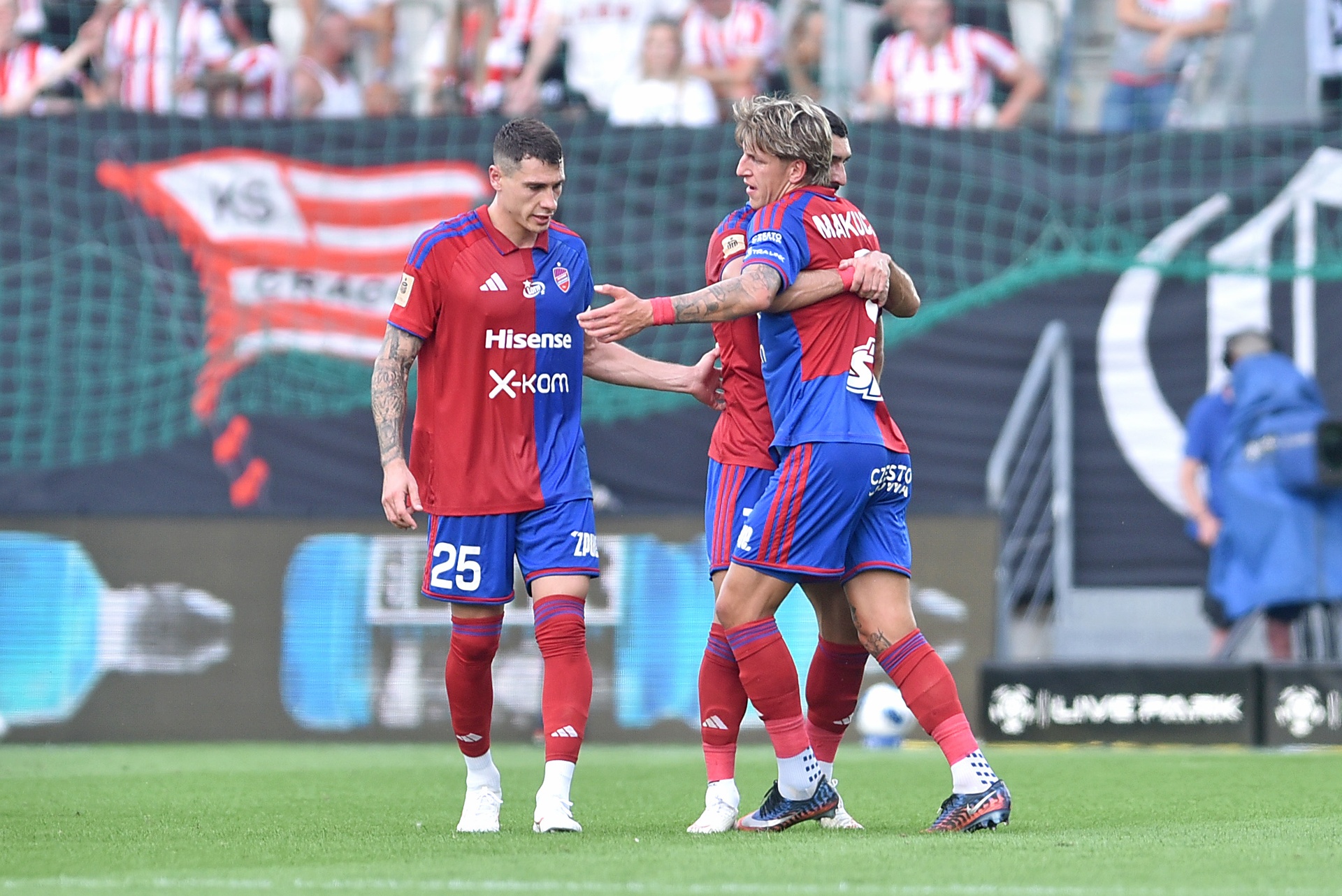 Dlatego lider Rakowa nie gra z Hajdukiem. Musi pilnie wracać do Polski
